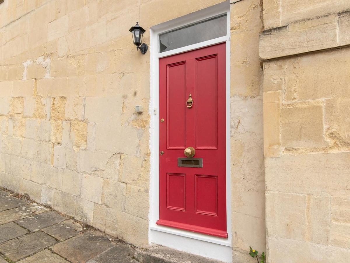 Pass The Keys Stylish 2 Bed Central Bath Apartment With Parking Exterior foto